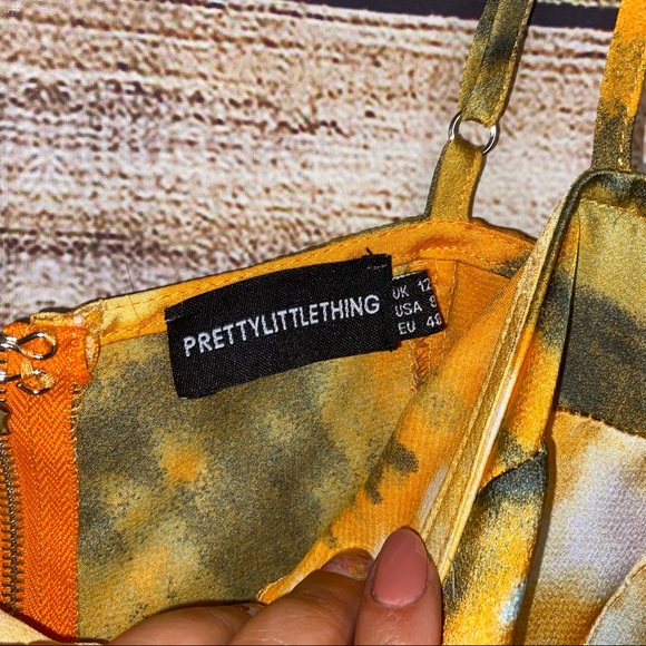 PrettyLittleThing Top - Picture 2 of 3